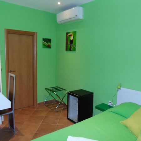 Hotel Rainbow Arma di Taggia Exterior photo