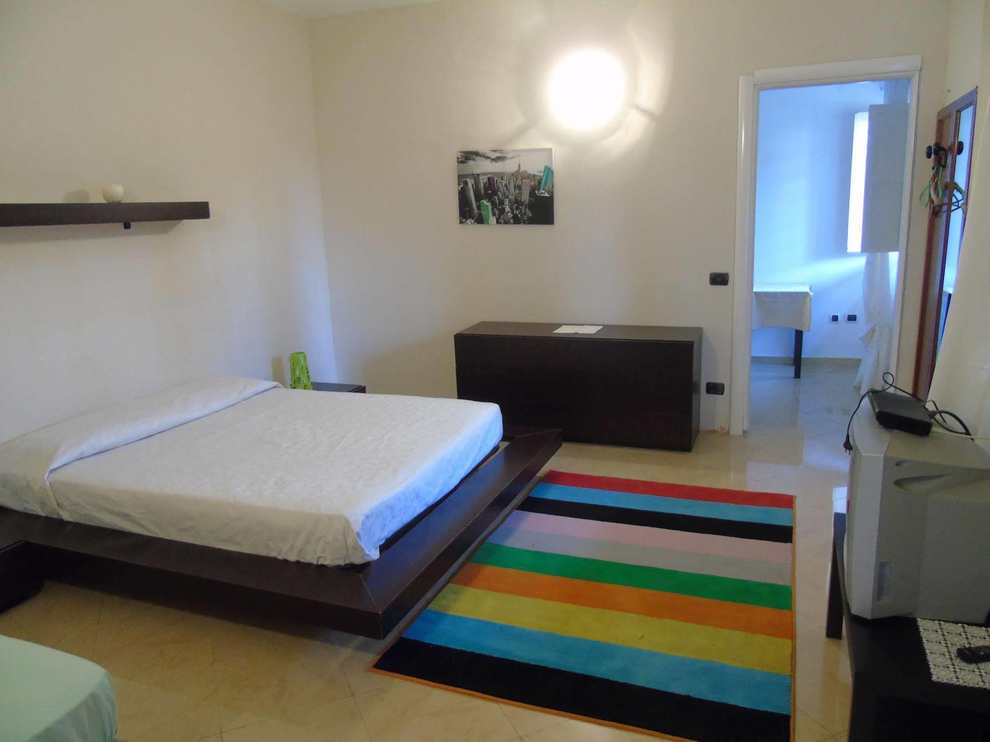 Hotel Rainbow Arma di Taggia Exterior photo